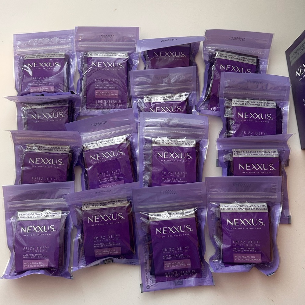 NEXXUS Frizz Defy Anti-Frizz Sheets With Argan Oil (15 packs of 8)